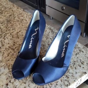 Navy Satin open toed Pumps Nina size 8.5